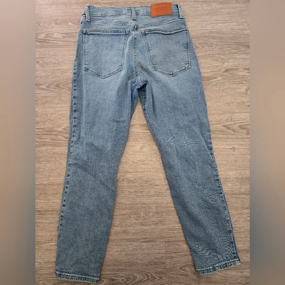 Womens Lucky Brand High-Rise Button-Fly Jeans - Picture 2 of 5